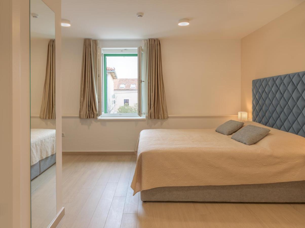Sangulin Palace V Biograd Na Moru Eksteriør billede