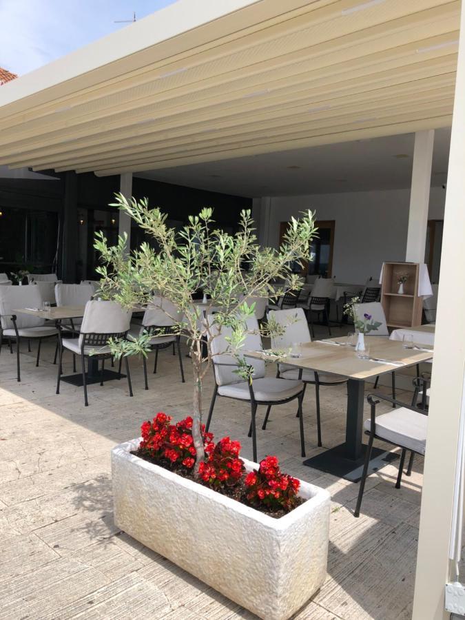 Sangulin Palace V Biograd Na Moru Eksteriør billede